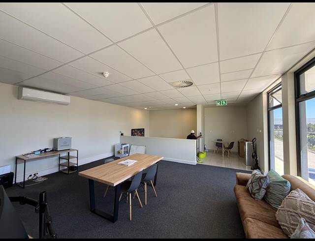 428M² WAREHOUSE TO LET IN KRAAIFONTEIN INDUSTRIA