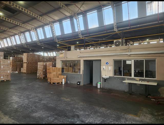 14,707M² WAREHOUSE TO LET IN ROODEKOP