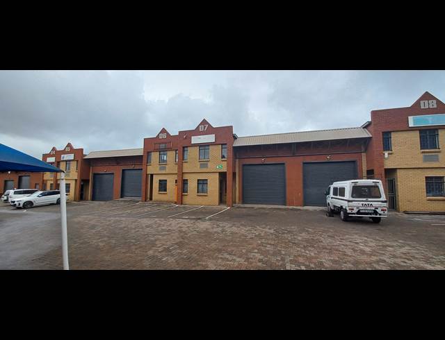 230M² MINI FACTORY TO LET IN STRIJDOMPARK