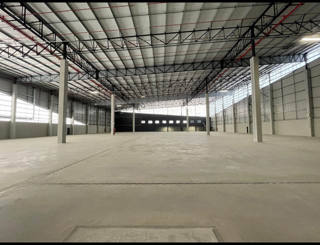 4,883M² WAREHOUSE TO LET IN WATERFALL