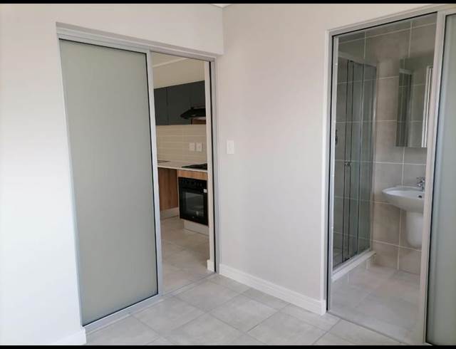 1 BEDROOM PROPERTY TO RENT IN LINBRO PARK