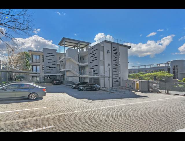 2 BEDROOM APARTMENT TO LET IN SANDTON CENTRAL