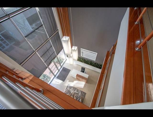 1,013M² OFFICE TO LET IN ILLOVO