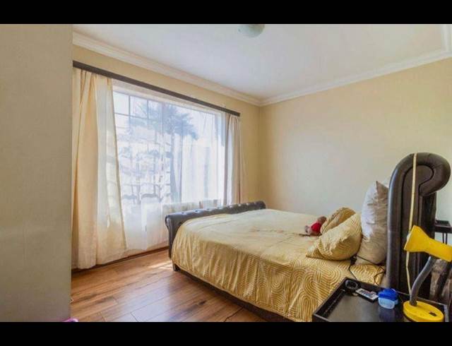 3 BEDROOM DUPLEX RENTED IN ALLEN'S NEK
