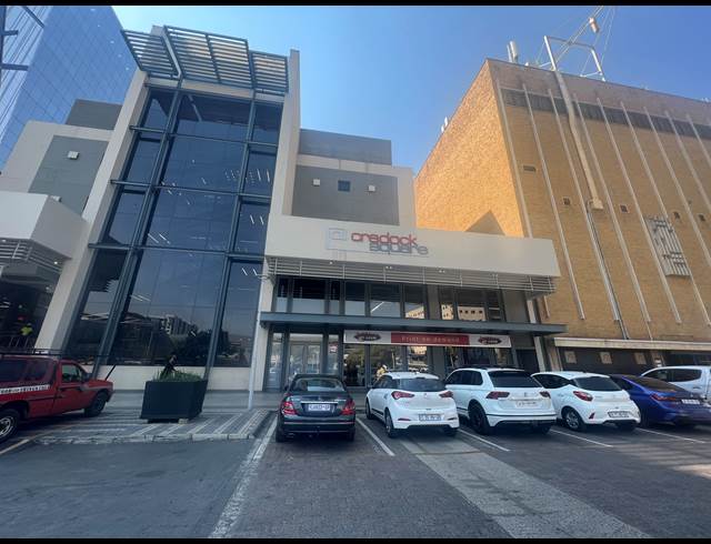 698M² OFFICE TO LET IN ROSEBANK