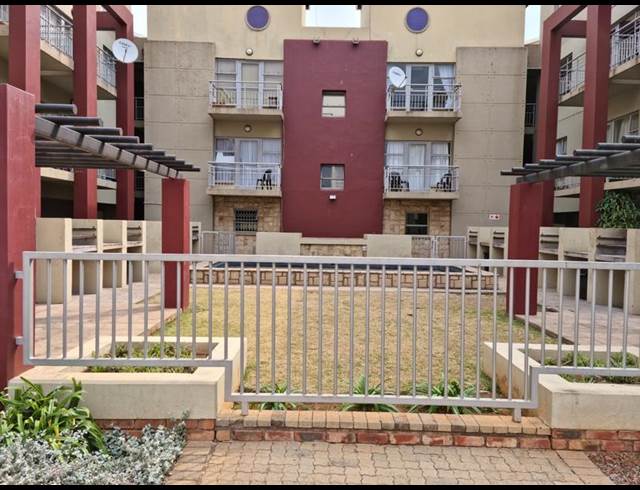 1 BEDROOM PROPERTY TO RENT IN BULT WEST