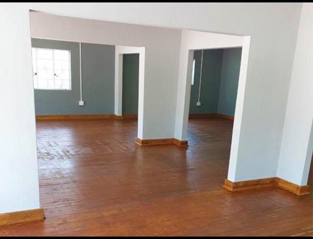230M² RETAIL TO LET IN GREENSIDE