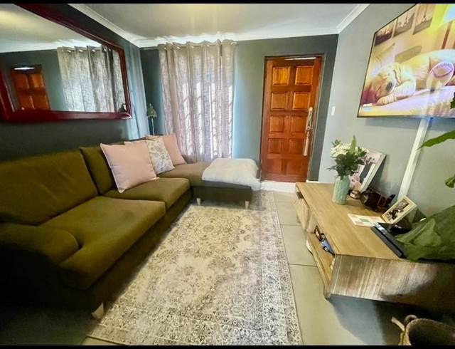 1 BEDROOM PROPERTY TO RENT IN DURBANVILLE CENTRAL
