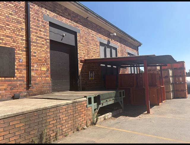423M² WAREHOUSE TO LET IN CITY DEEP