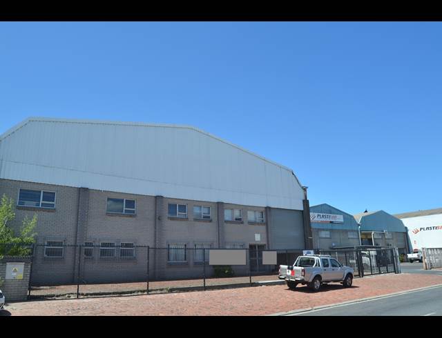 1,300M² WAREHOUSE TO LET IN PAROW INDUSTRIAL