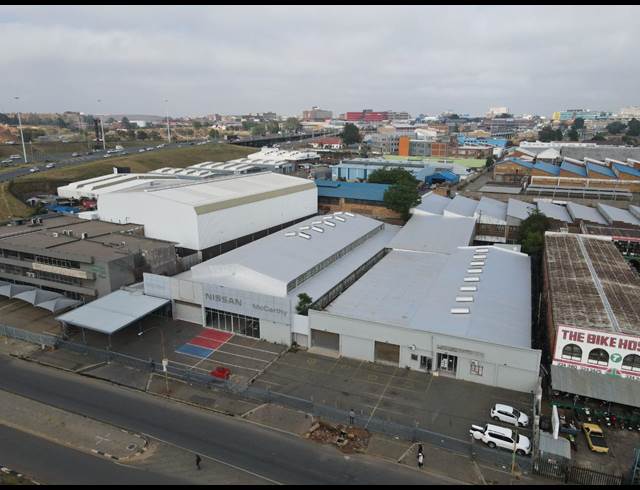 5,935M² WAREHOUSE TO LET IN CITY & SUBURBAN