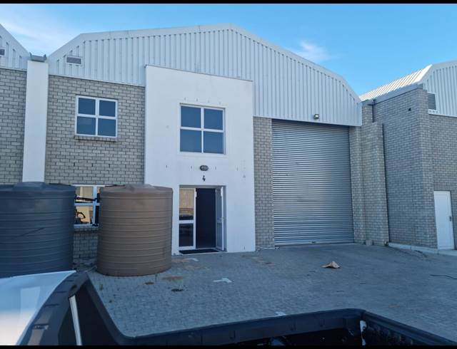 470M² WAREHOUSE TO LET IN FIRGROVE