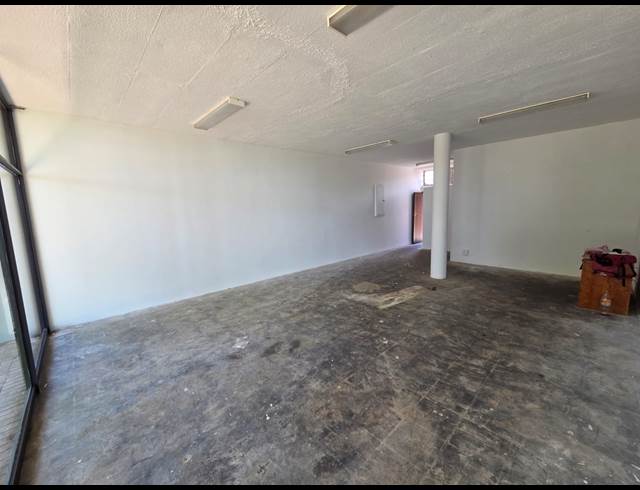 71M² RETAIL TO LET IN ANNLIN