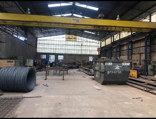 1,350M² FACTORY TO LET IN TUNNEY