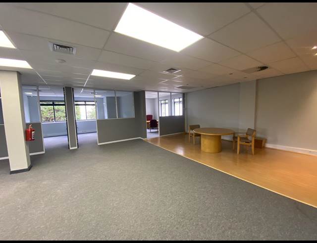 198M² OFFICE TO LET IN STEENBERG