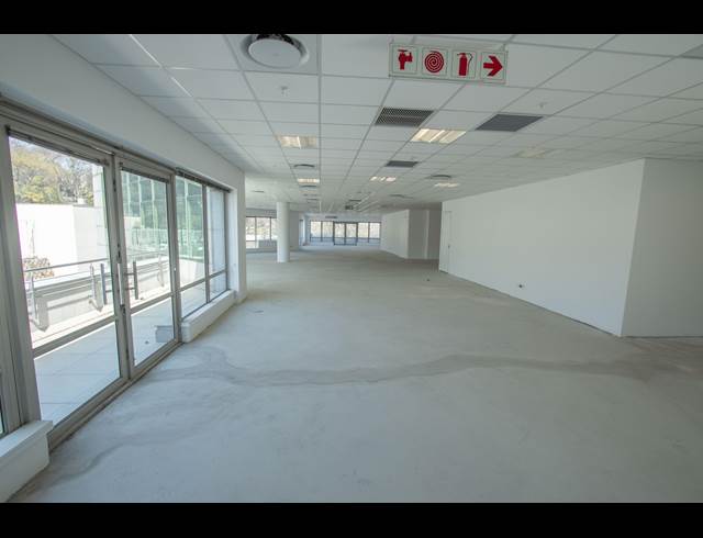 1,979M² OFFICE TO LET IN SANDTON CENTRAL