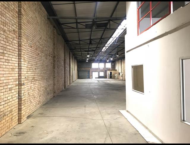 602M² WAREHOUSE TO LET IN LASER PARK