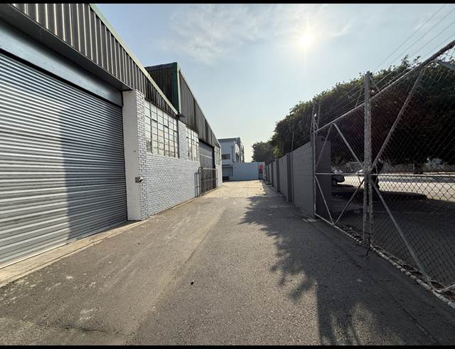 3,544M² WAREHOUSE TO LET IN EPPING INDUSTRIAL