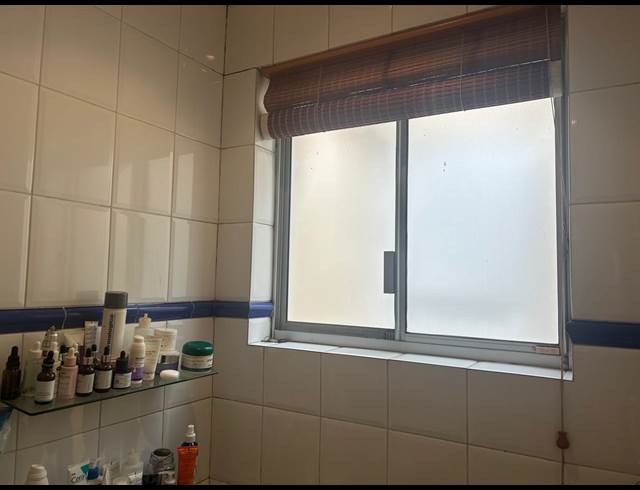 1 BEDROOM STUDIO APARTMENT TO LET IN THE GARDENS