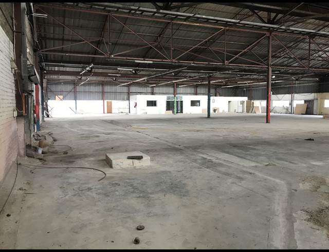 3,974M² WAREHOUSE TO LET IN WYNBERG