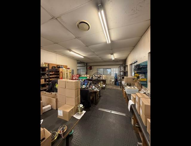 750M² FACTORY TO LET IN GERMISTON CENTRAL