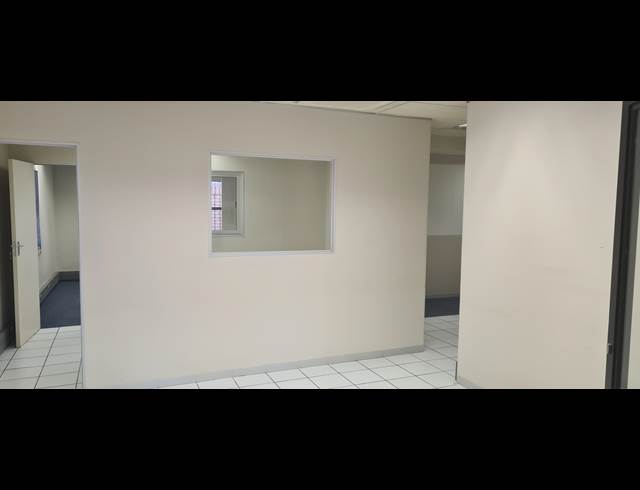 176M² OFFICE TO LET IN NELSPRUIT CENTRAL