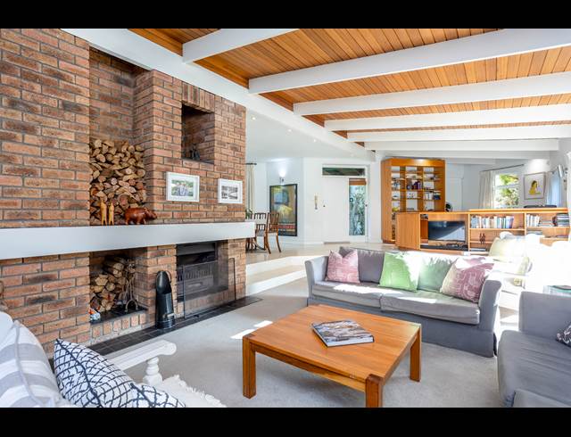 3 BEDROOM HOUSE TO LET IN CONSTANTIA
