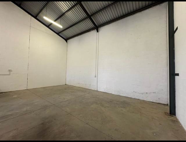 274M² WAREHOUSE TO LET IN BROADLANDS PARK