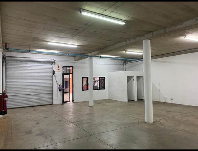 214M² MINI FACTORY RENTED IN BALLITO CENTRAL