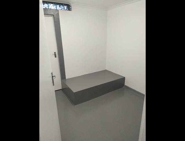 2 bed property to rent in BREDASDORP