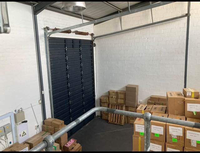 429M² WAREHOUSE RENTED IN WESTLAKE