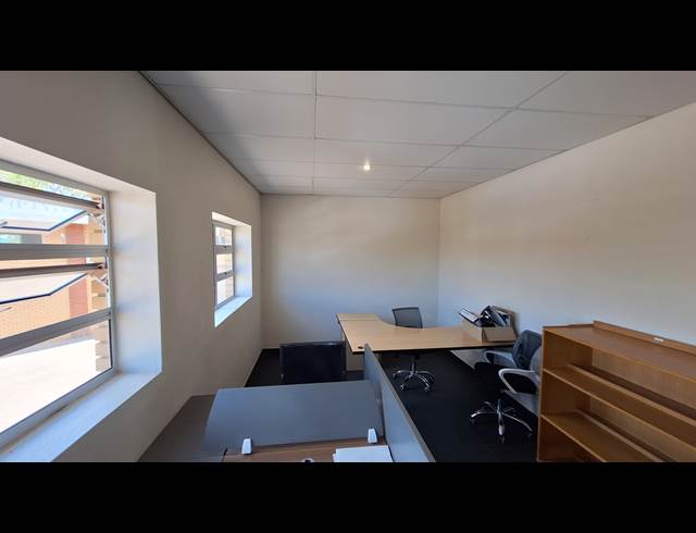 300M² WAREHOUSE TO LET IN KYA SANDS