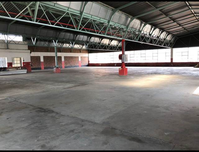 3,300M² WAREHOUSE TO LET IN GERMISTON CENTRAL