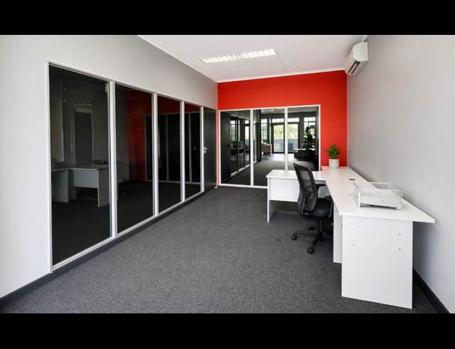 265M² OFFICE TO LET IN NELSPRUIT EXT 14