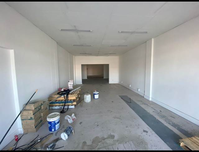 181M² RETAIL TO LET IN PARKLANDS