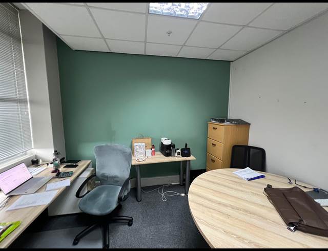 175M² OFFICE TO LET IN UMHLANGA RIDGESIDE