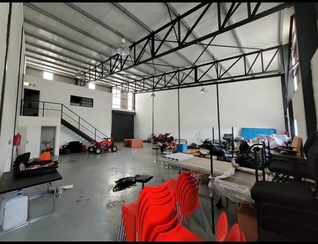 245M² WAREHOUSE TO LET IN RIVERGATE