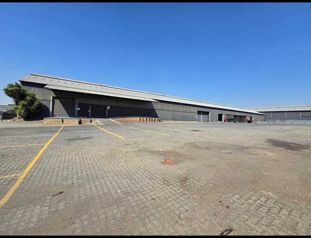 6,797M² WAREHOUSE TO LET IN TUNNEY