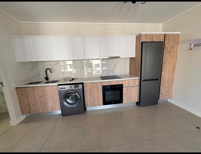 1 BEDROOM PROPERTY TO RENT IN RICHWOOD