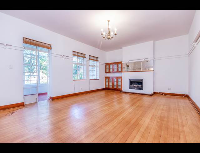 2 BEDROOM APARTMENT RENTED IN MELROSE