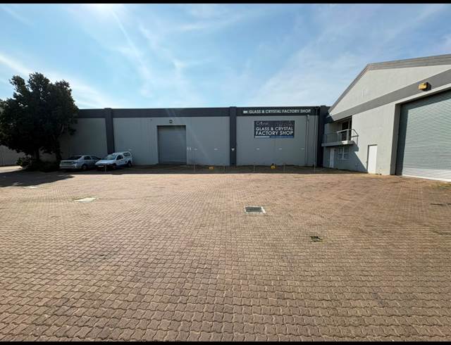 378M² WAREHOUSE TO LET IN ASLA PARK