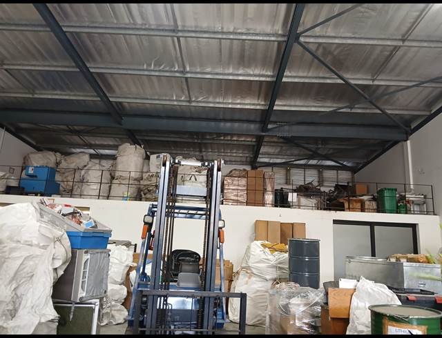 867M² WAREHOUSE TO LET IN BALLITO CENTRAL