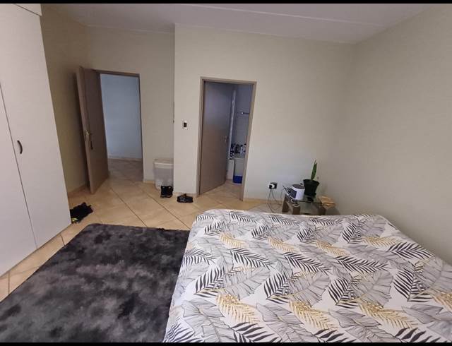 2 BEDROOM PROPERTY TO RENT IN MEYERSDAL