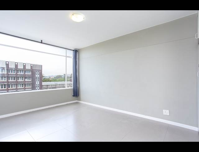 2 BEDROOM APARTMENT RENTED IN WYNBERG UPPER