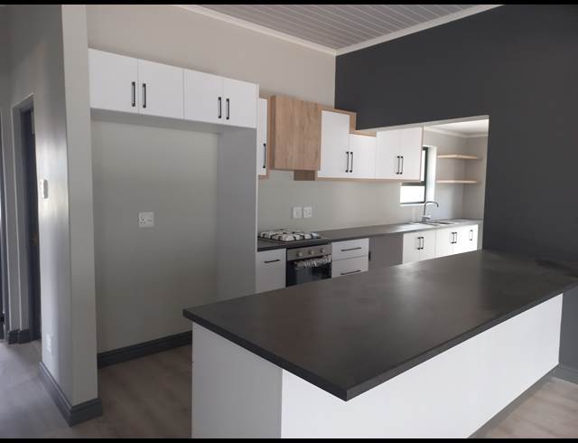 2 bed property to rent in ALTONA VILLAGE