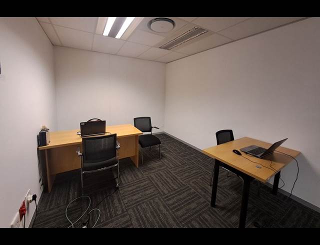1,194M² OFFICE TO LET IN CENTURY CITY