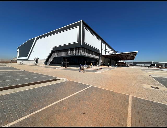 18,662M² WAREHOUSE TO LET IN WITFONTEIN