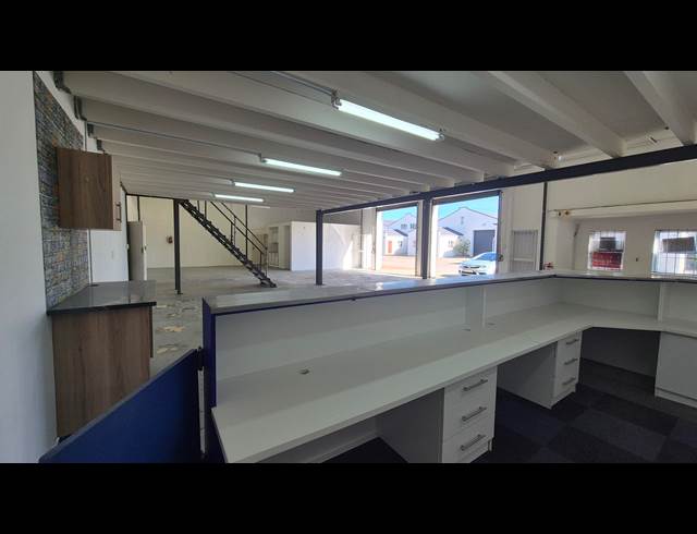 329M² WAREHOUSE TO LET IN DIEP RIVER