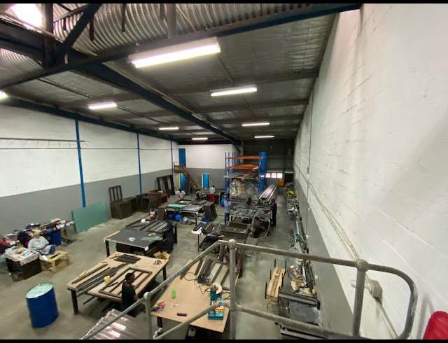 385M² WAREHOUSE TO LET IN SPRINGFIELD