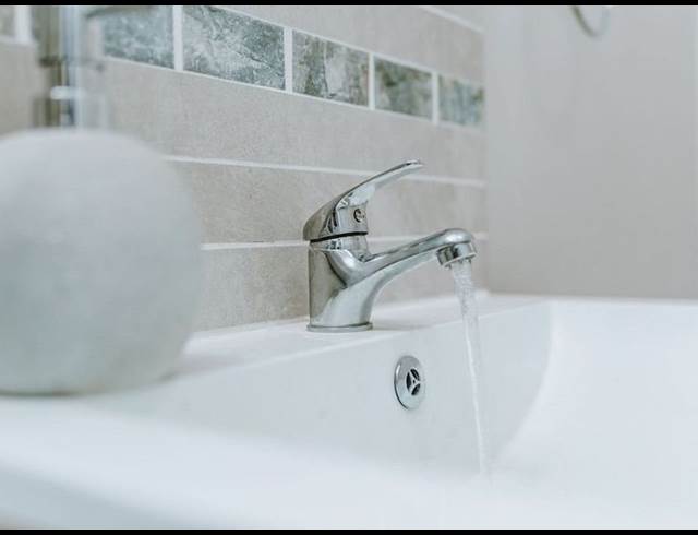 2 bed property to rent in RAVENSWOOD